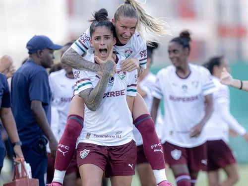 Com gol no fim, Fluminense bate Vitória pelo Brasileirão Feminino
