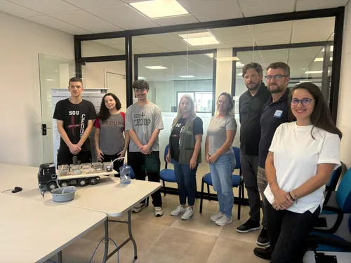 SAMAE recebe estudantes do CEDUP com projeto inovador sobre saneamento básico em áreas rurais