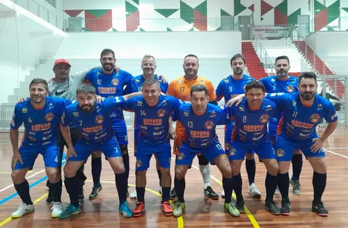Oxygym Academia e SB Parabrisas vencem pela rodada do Municipal de Futsal Veteranos 40+
