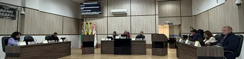 Sessão da Câmara reúne cobranças por melhorias em serviços e infraestrutura