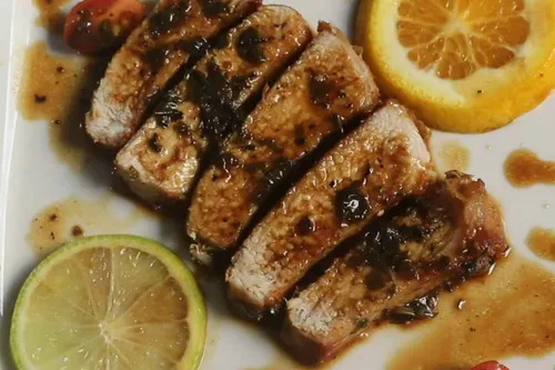 (VÍDEO) Receita da Semana: Lombinho ao molho cítrico